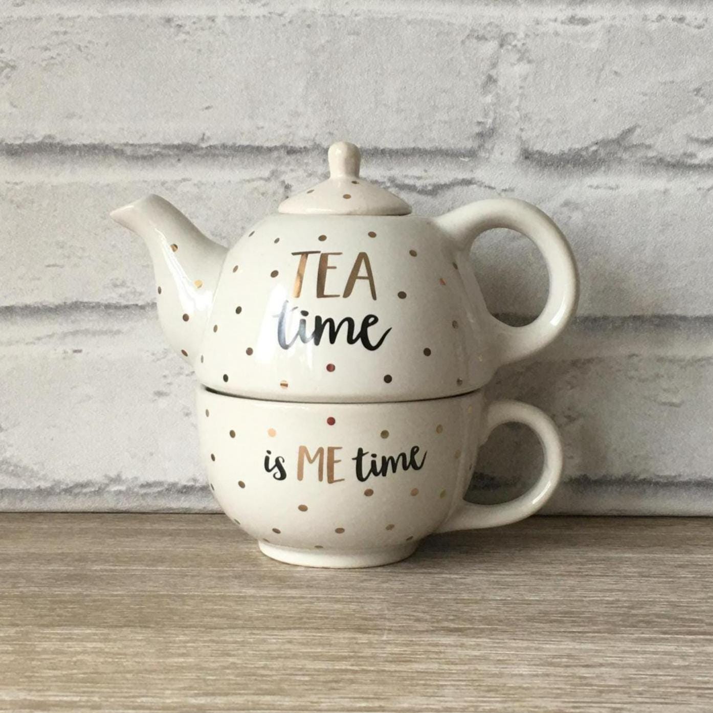 Gold Dotty Teapot & Teacup
